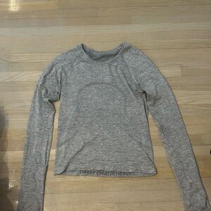 Lululemon Long Sleeve Swiftly
